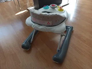 Taca-taca correpasillos para bebé