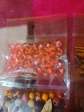 Lote abalorios bisutería y manualidades