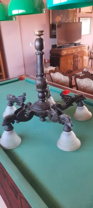 Lámpara 5 brazos gárgolas metal y cristal