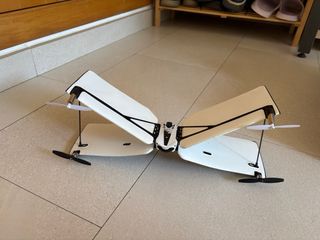 Dron/Avión Parrot Swing