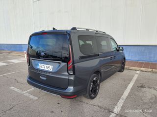 Ford Grand Tourneo Connec 2024