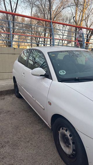 SEAT Ibiza REFERENCE 1400 TDI 3P 2008