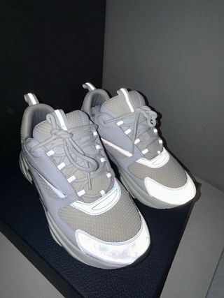 Scarpe da ginnastica bianche e grigie taglia 40