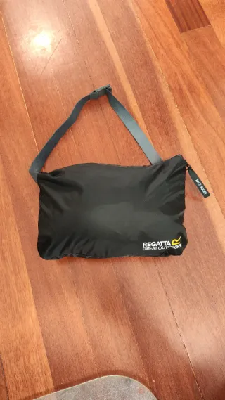 Chubasquero Regatta Talla S-48 Negro