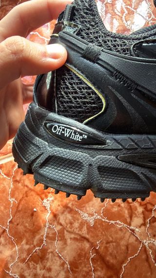 Off-White Zapatillas Negras Be Right Back