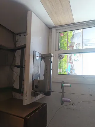 Máquina de coser industrial Refrey