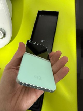 Samsung Galaxy Z Flip 6 Azul/Verde