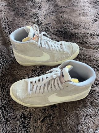 Nike Blazer Gris/Beige/Blanco