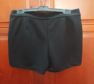 Falda pantalón corta negra
