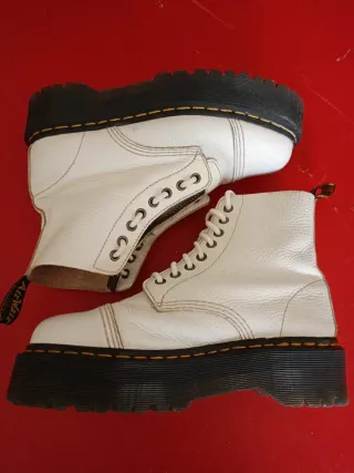 Stivali Dr. Martens bianchi con zip