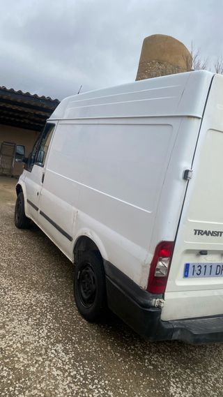 Ford E-Transit 2005