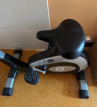 Bicicleta Estática BH Artic Poco Usada