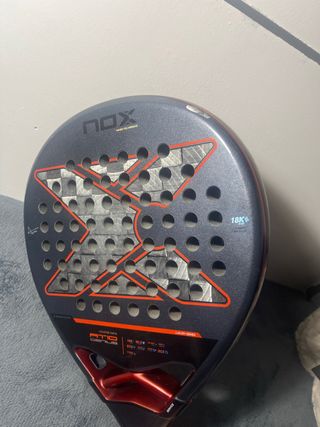 Pala Padel NOX AT10 18K Luxury Series - Usada