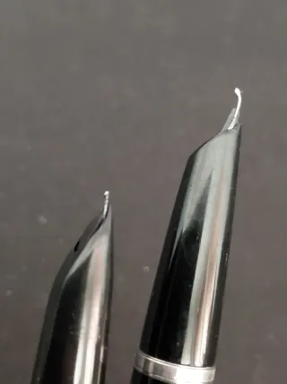 Due penne stilografiche