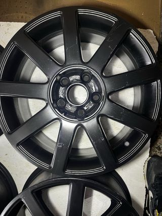 ULTIMO PRECIO NO NEGOCIABLE Vendo Llantas 5x112