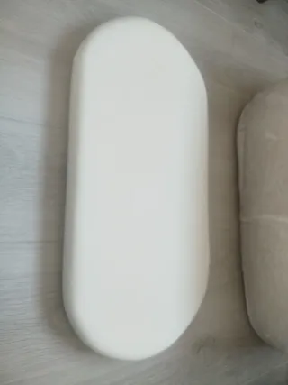 Moisés de mimbre con soporte