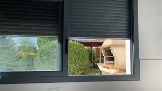 Persiana con motor WiFi