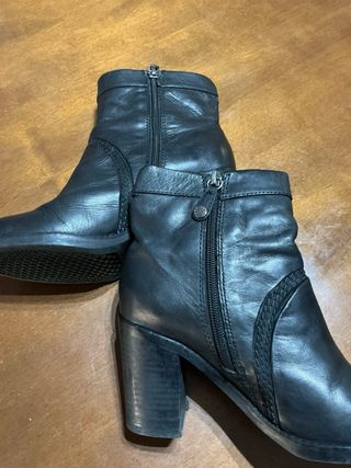 Botines Geox Tacón Negros