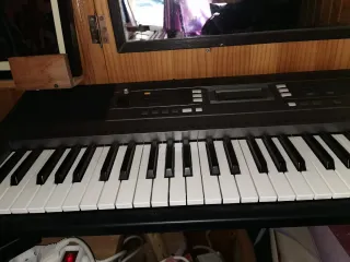 Teclado Yamaha Portátil