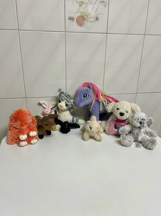 Lote de peluches variados