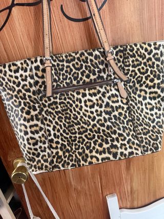 Bolso Guess Leopardo