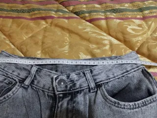 Jeans Bershka strappati