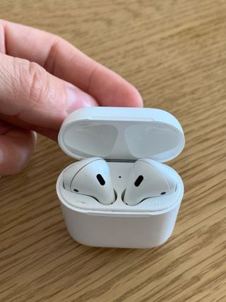 Apple AirPods Blancos