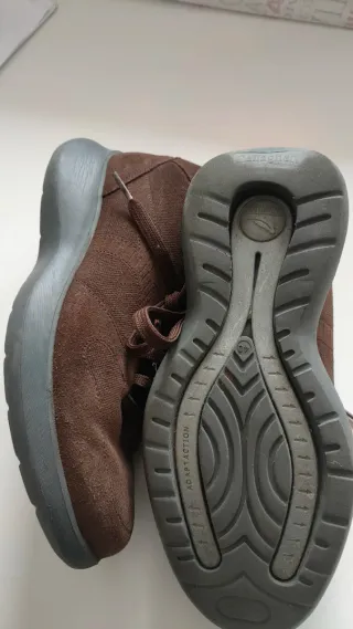 Zapatos de ante marrón Callaghan adaptation