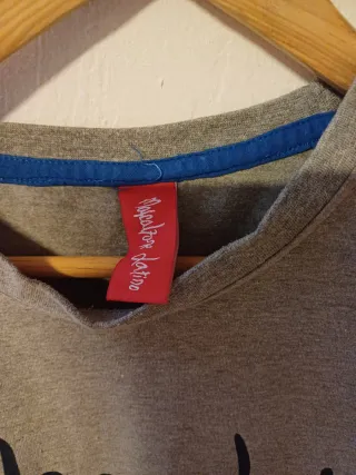 Set 4 maglie da uomo+ una maglia  in regalo,tag.L