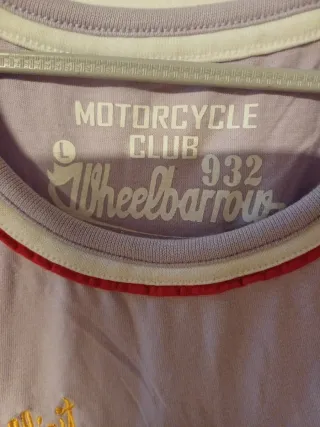 Set 4 maglie da uomo+ una maglia  in regalo,tag.L