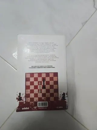 ERIK VOGLER 1: LOS CRÍMENES DEL REY BLANCO (Spa...