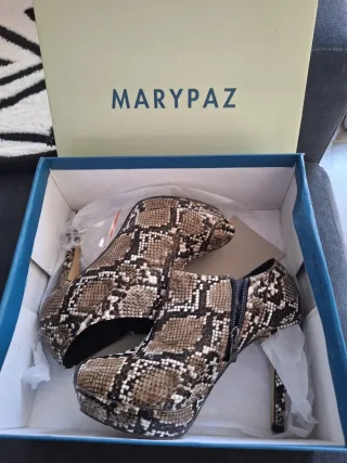 Botines tacón MARYPAZ serpiente