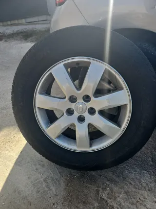 Llantas Kia Sorento 17 5x114.3