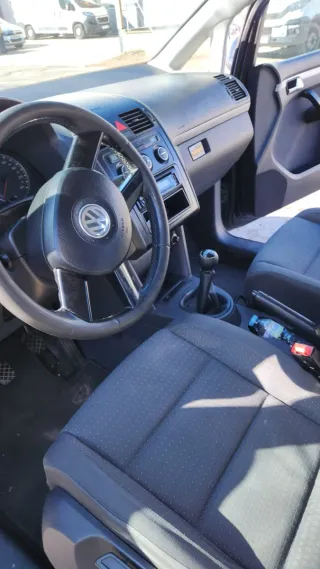 Volkswagen Touran 2005 negociable