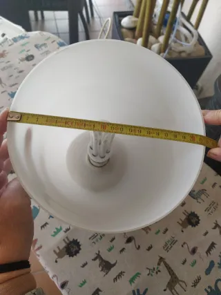 Lámparas colgantes de cristal y aluminio.