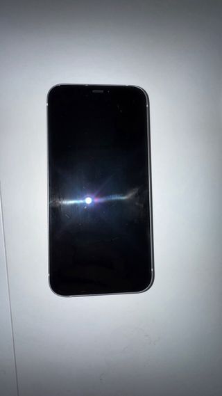 iPhone 12 128GB Bianco con batteria al 76%