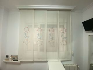 Tende giovanili con pannelli sole e luna