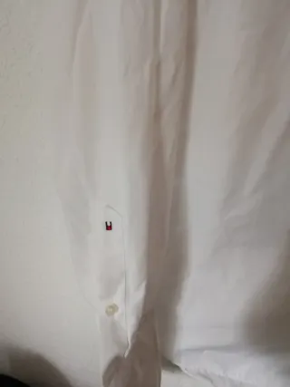 Lote 2 Chaquetas y Camisa Tommy Hilfiger