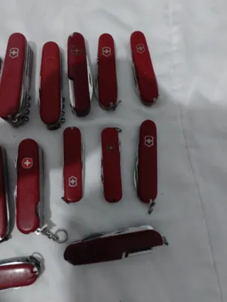 Lote Navajas Suizas Rojas