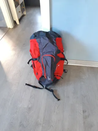 Mochila 40L + 2 Sacos Dormir