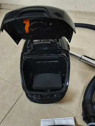 Aspirador Electrolux Ultrasilencer Zen Green