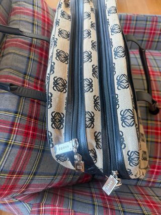 Maleta o Bolso Loewe Beige y Negro