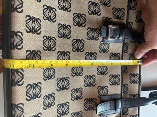 Maleta o Bolso Loewe Beige y Negro