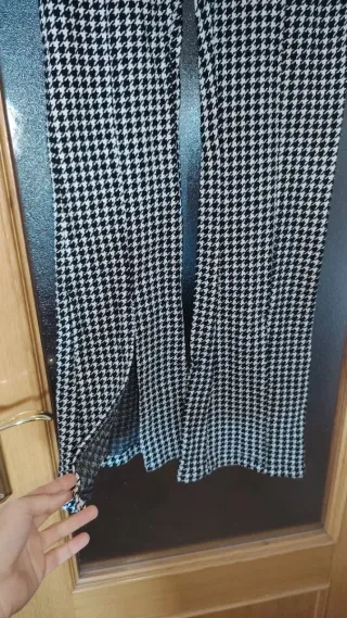 Pantalones pata de gallo Bershka