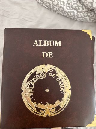 Álbum de chapas de cava