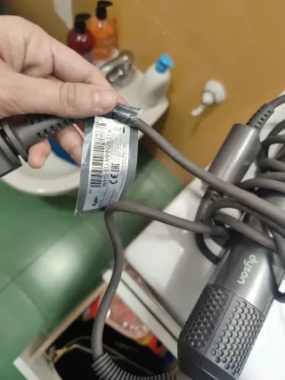 Moldeador Dyson Gris y Rosa