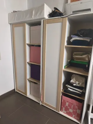 Armario juvenil madera