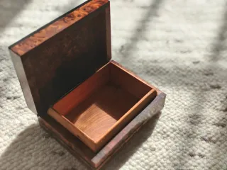 Joyero Raíz de Tuya (12x8)