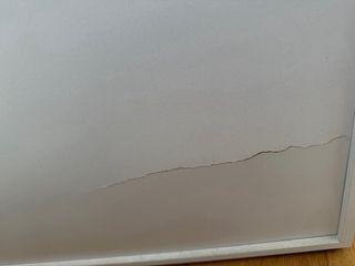 Escritorio gris y blanco