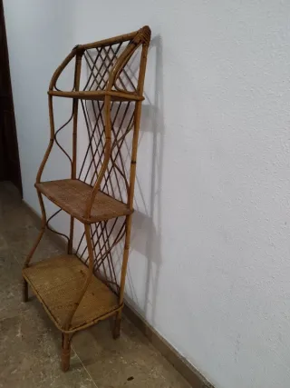 Mueble auxiliar bambú y mimbre